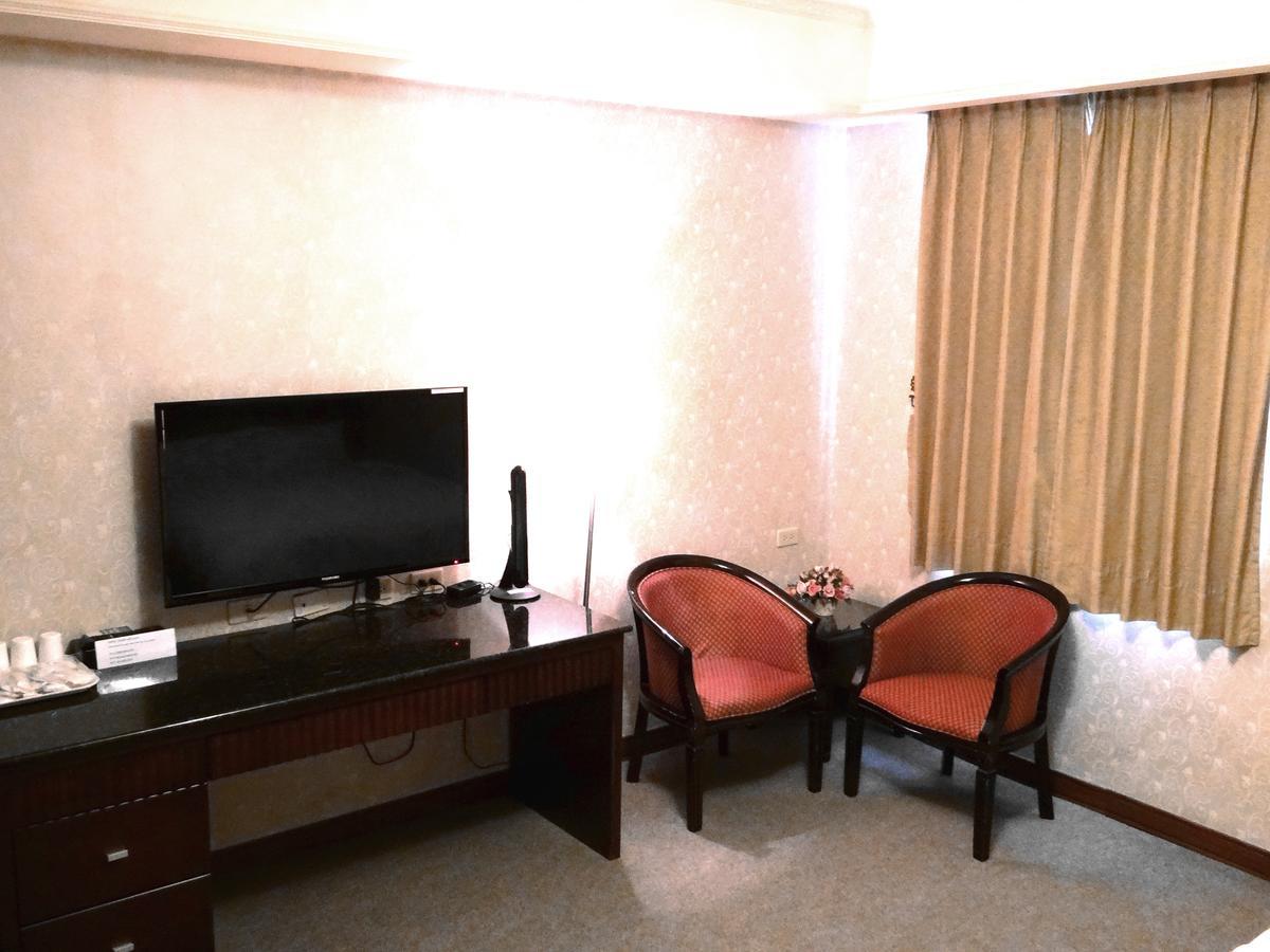 Wuzhou Hotel Hualien City Exterior photo